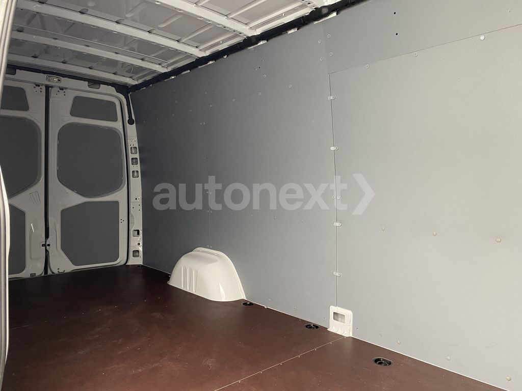 Mercedes-Benz Sprinter 2024