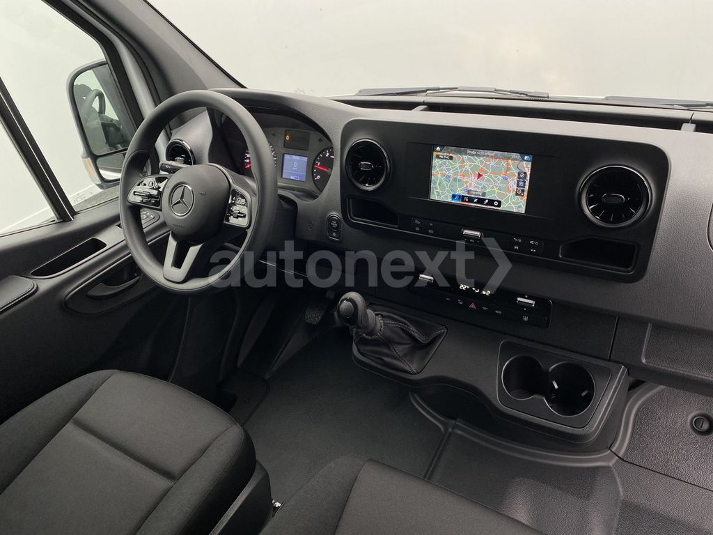 Mercedes-Benz Sprinter 2024