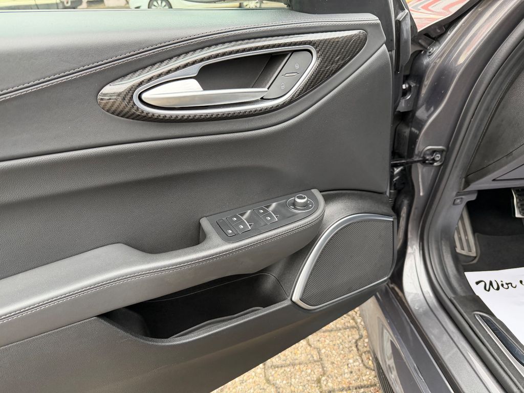 Alfa Romeo Giulia 2021