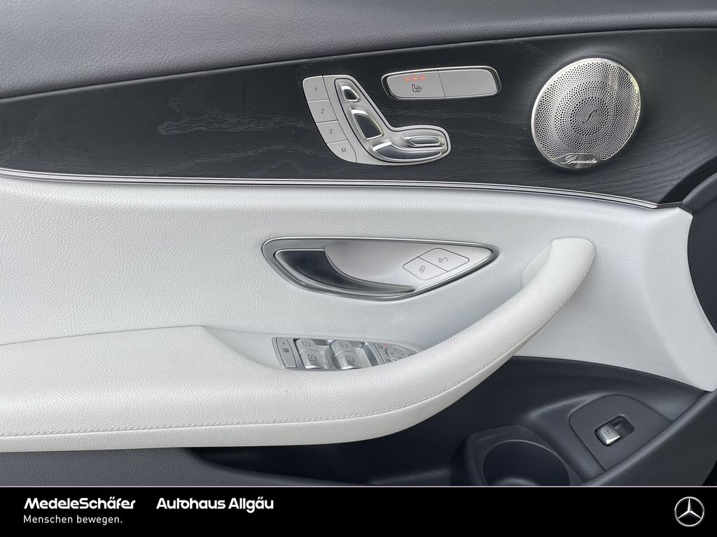 Mercedes-Benz E 300 2021