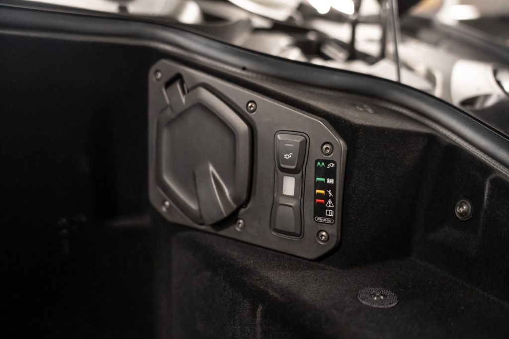 Lamborghini Revuelto 2024