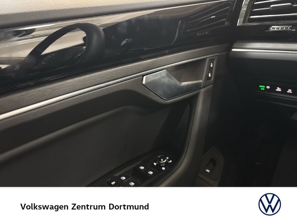 Volkswagen Touareg 2025