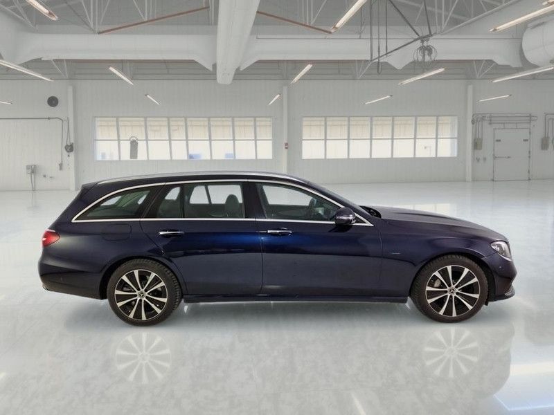 Mercedes-Benz Other 2021