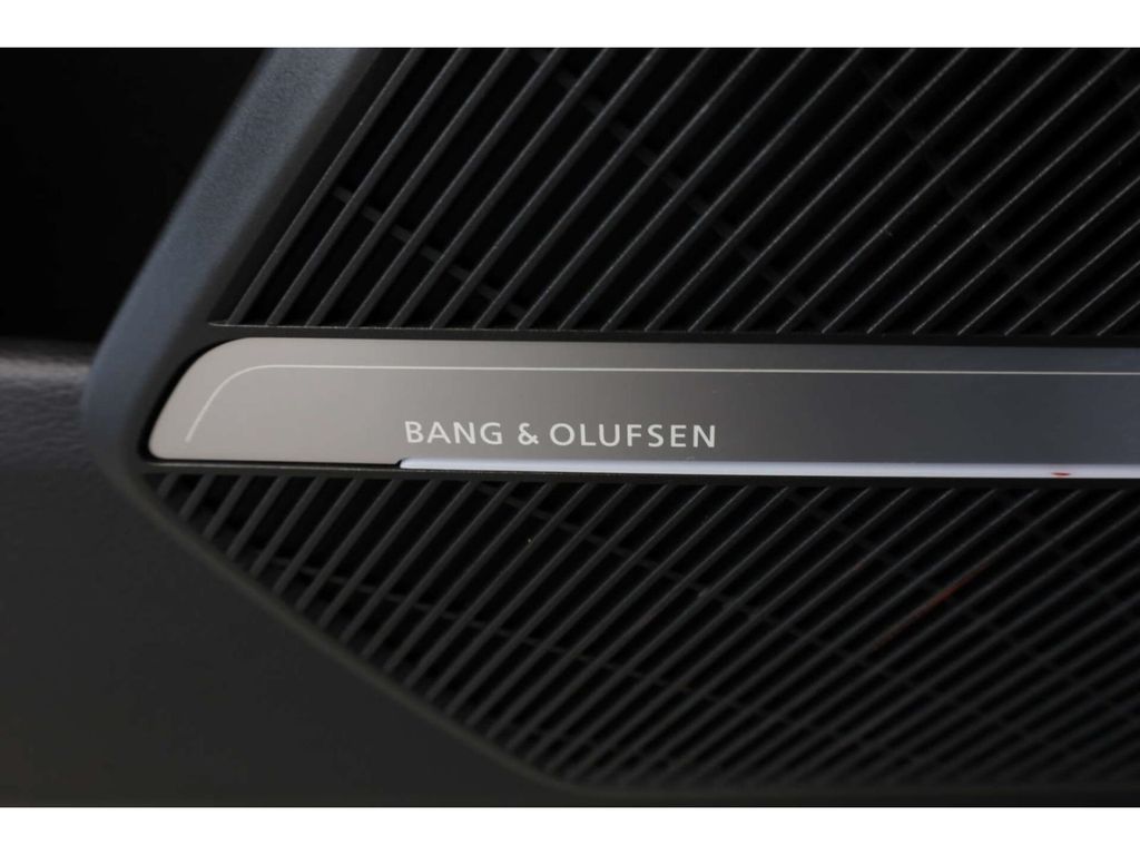 Audi SQ5 2023
