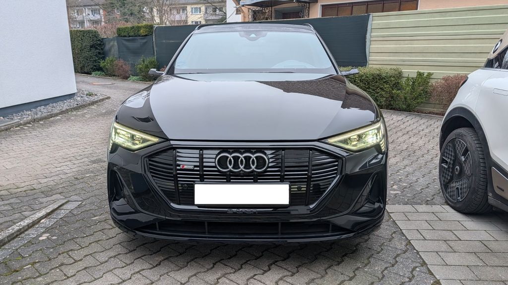 Audi e-tron 2021