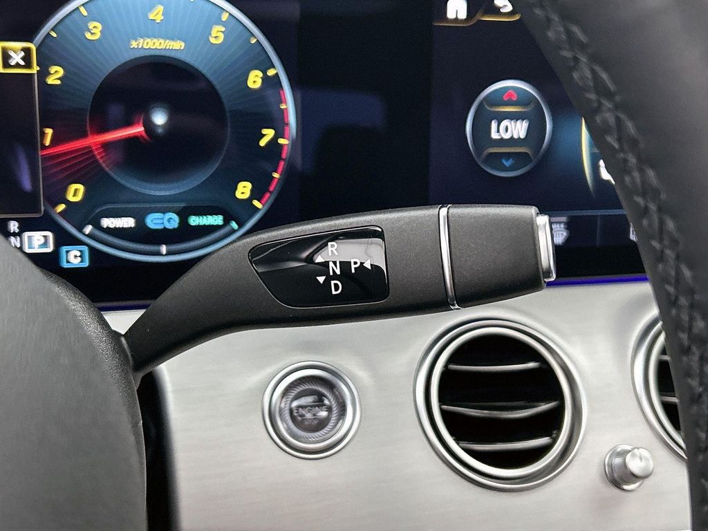 Mercedes-Benz E 200 2023