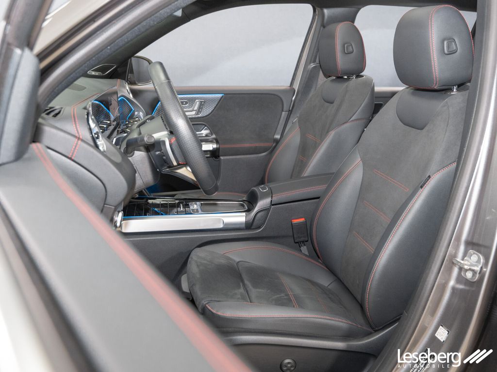 Mercedes-Benz EQB 2025