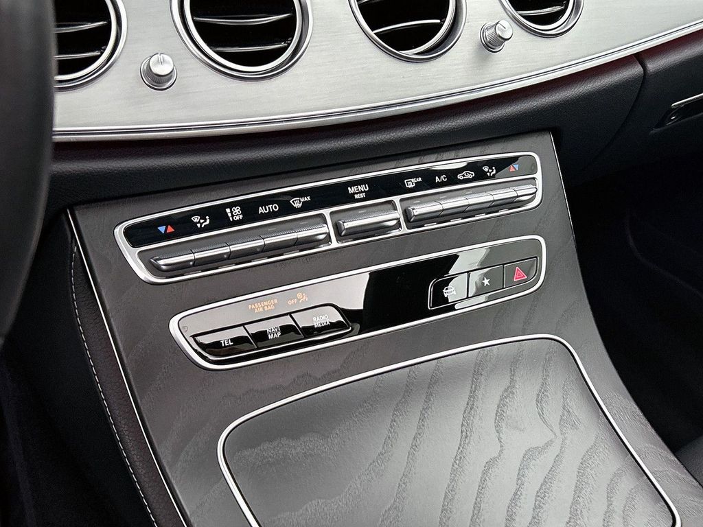 Mercedes-Benz E 200 2023