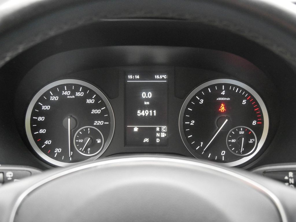 Mercedes-Benz 2023