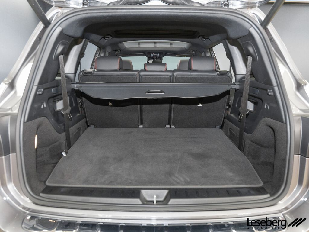 Mercedes-Benz EQB 2025