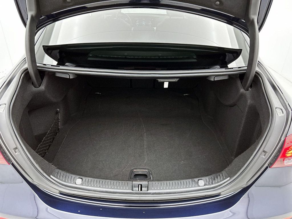 Mercedes-Benz E 200 2023