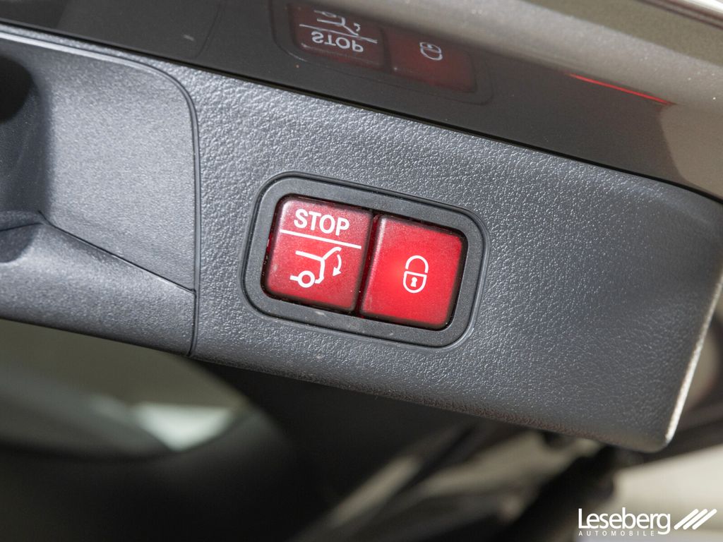 Mercedes-Benz EQB 2025