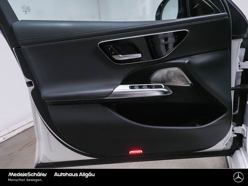 Mercedes-Benz E 300 2024