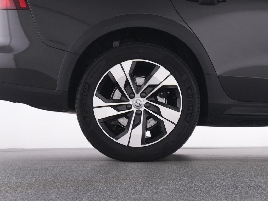 Volvo V60 Cross Country 2023