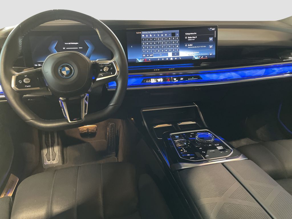 BMW i7 2023