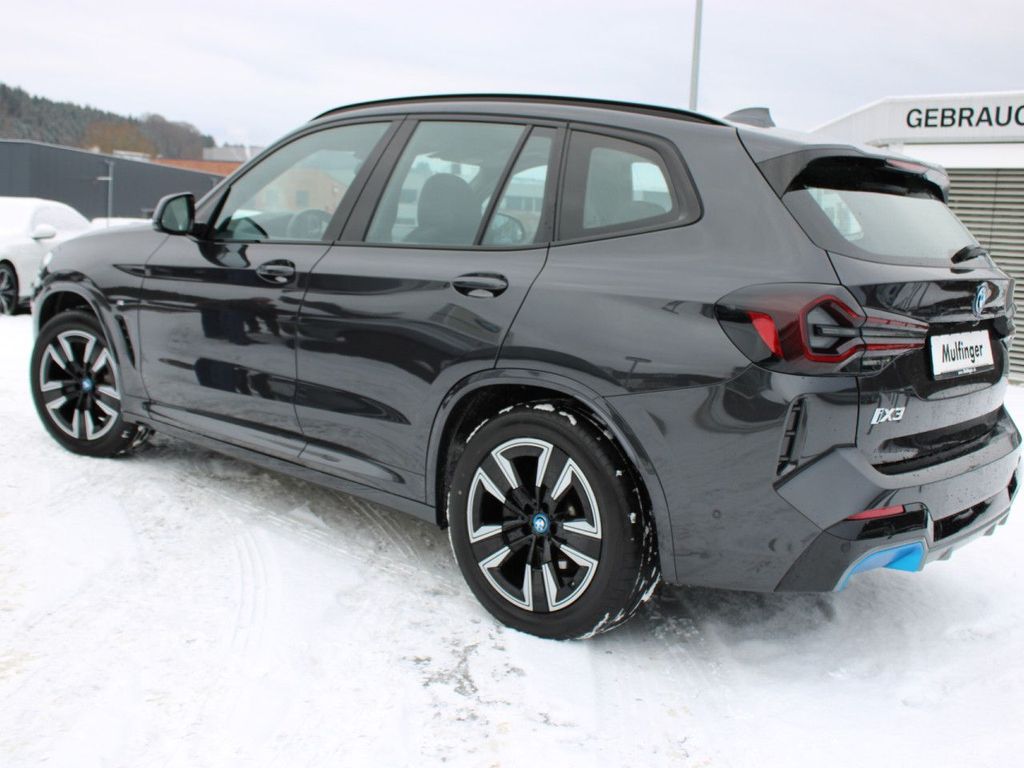 BMW iX3 2022