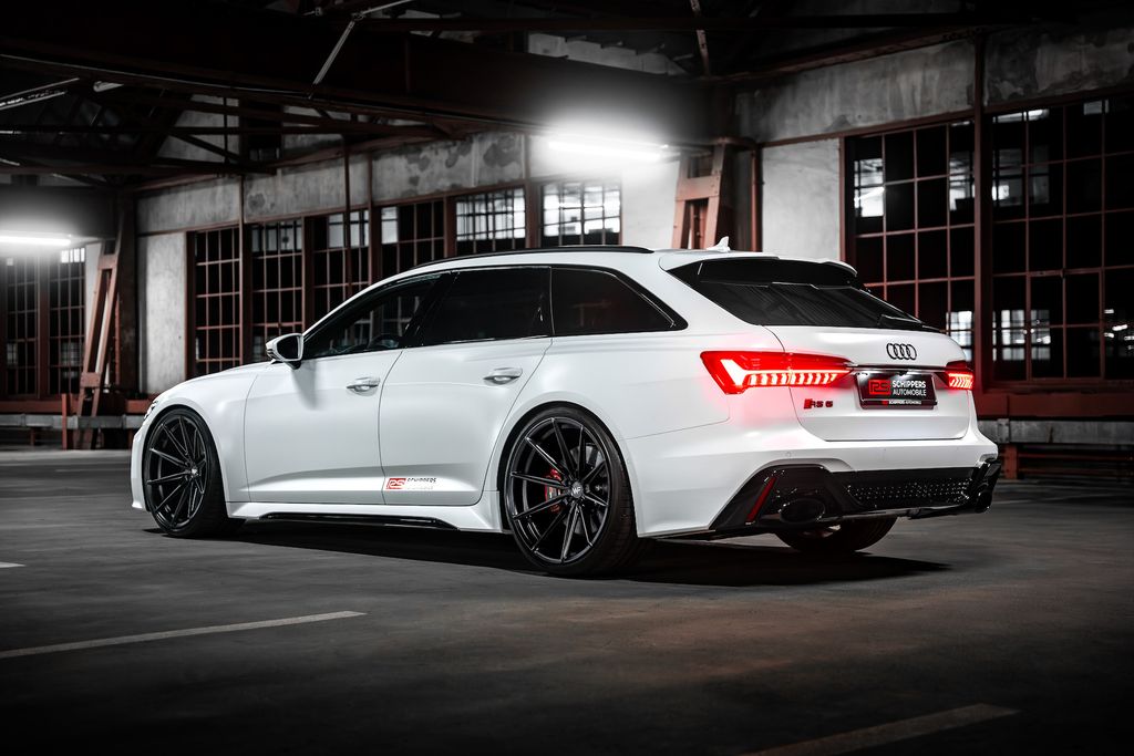 Audi RS6 2024