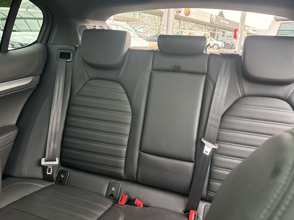 Alfa Romeo Stelvio 2021