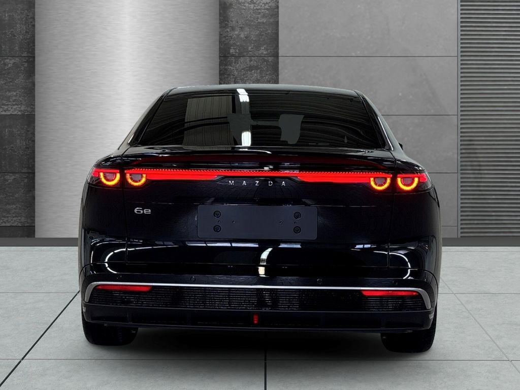 Mazda 6e