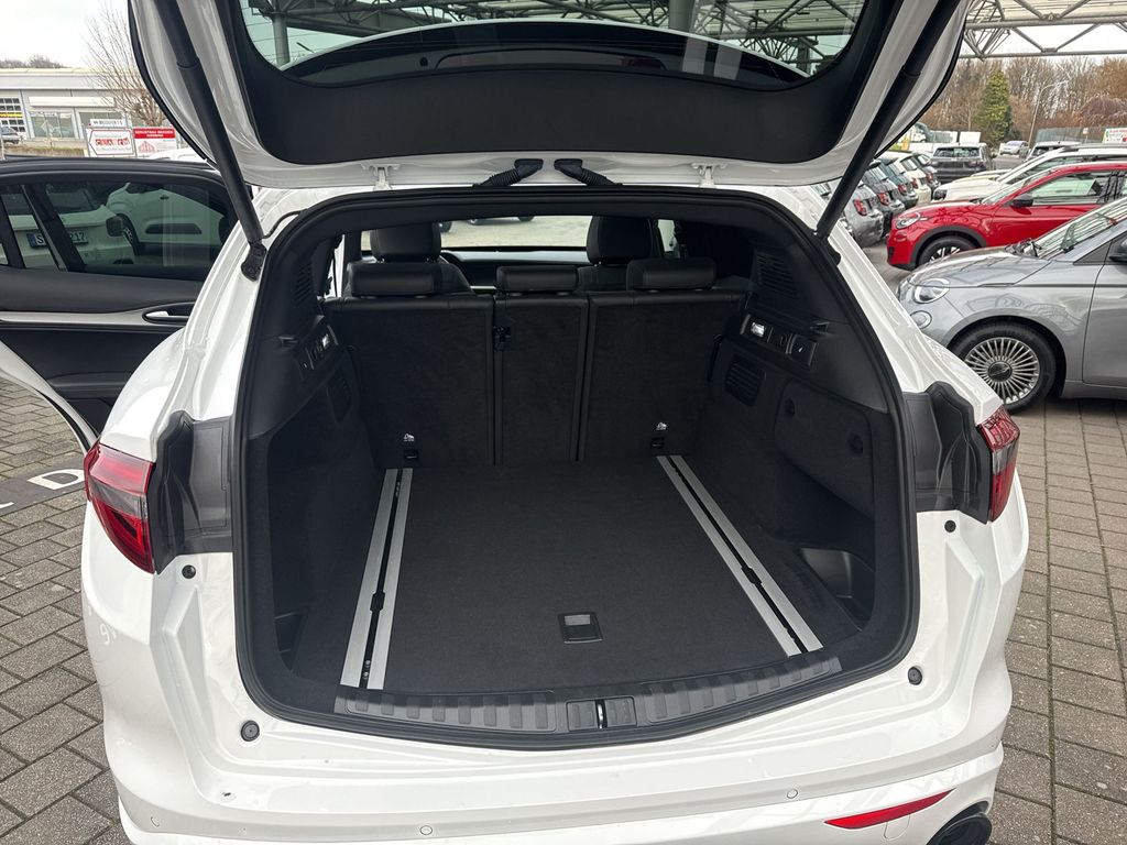 Alfa Romeo Stelvio 2021