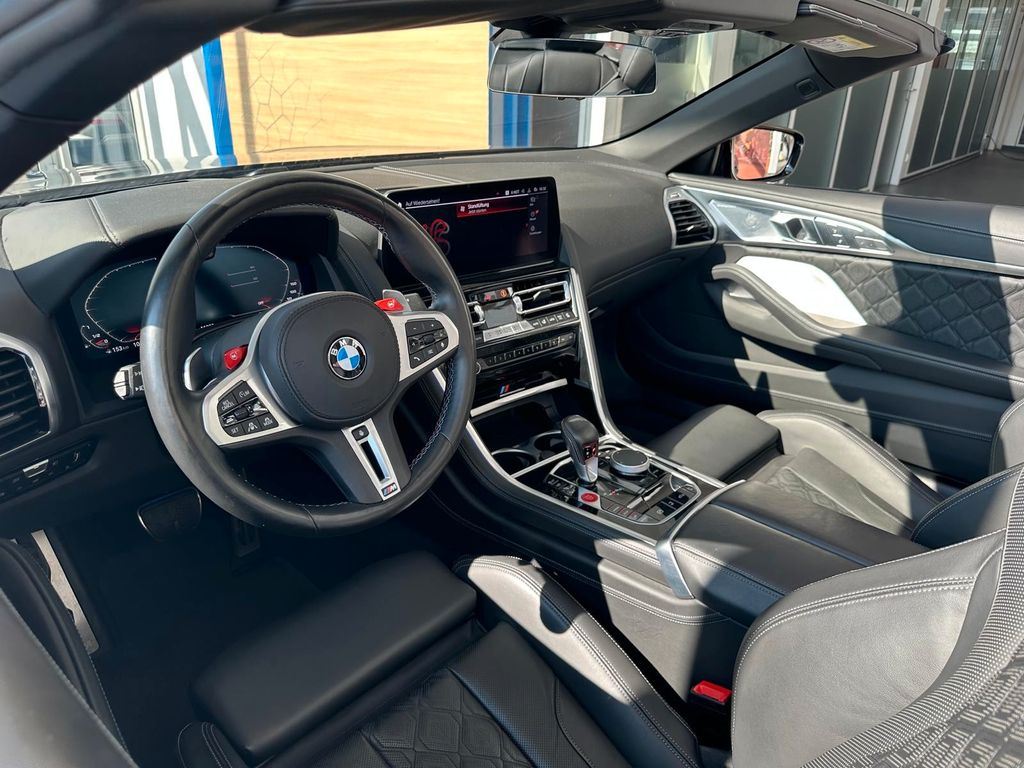 BMW M8 2023