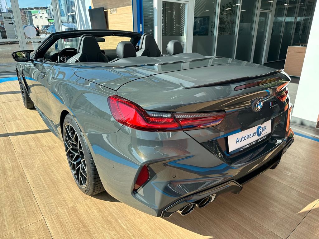 BMW M8 2023