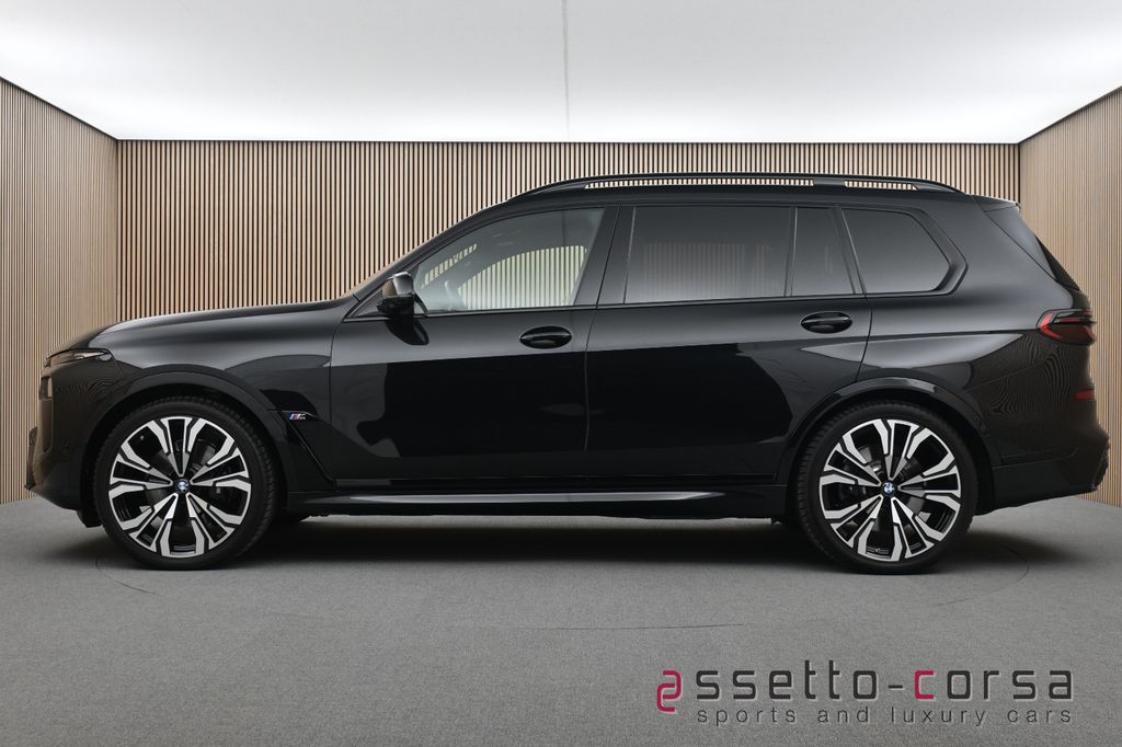 BMW X7 M60 2023