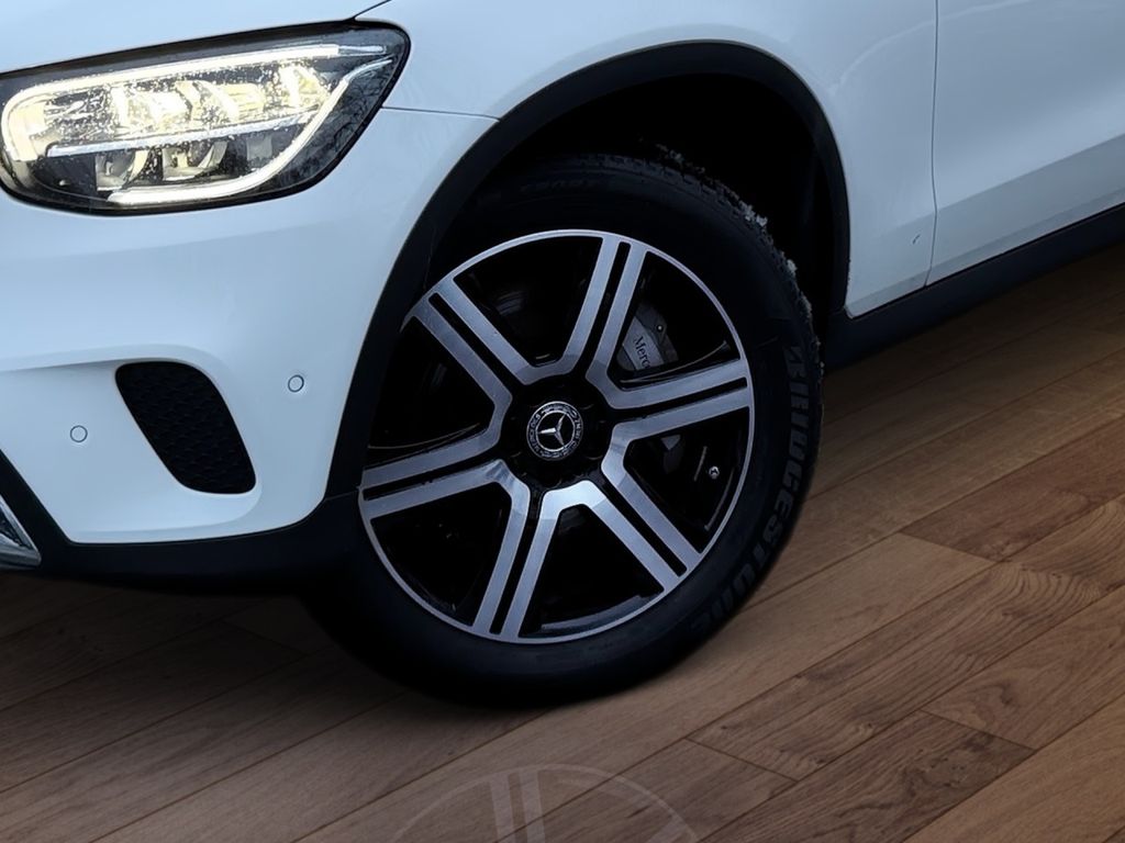 Mercedes-Benz GLC 300 2022
