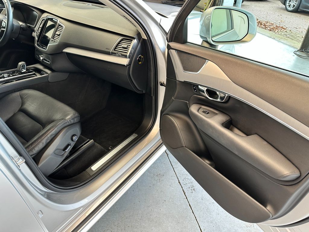 Volvo XC90 2021