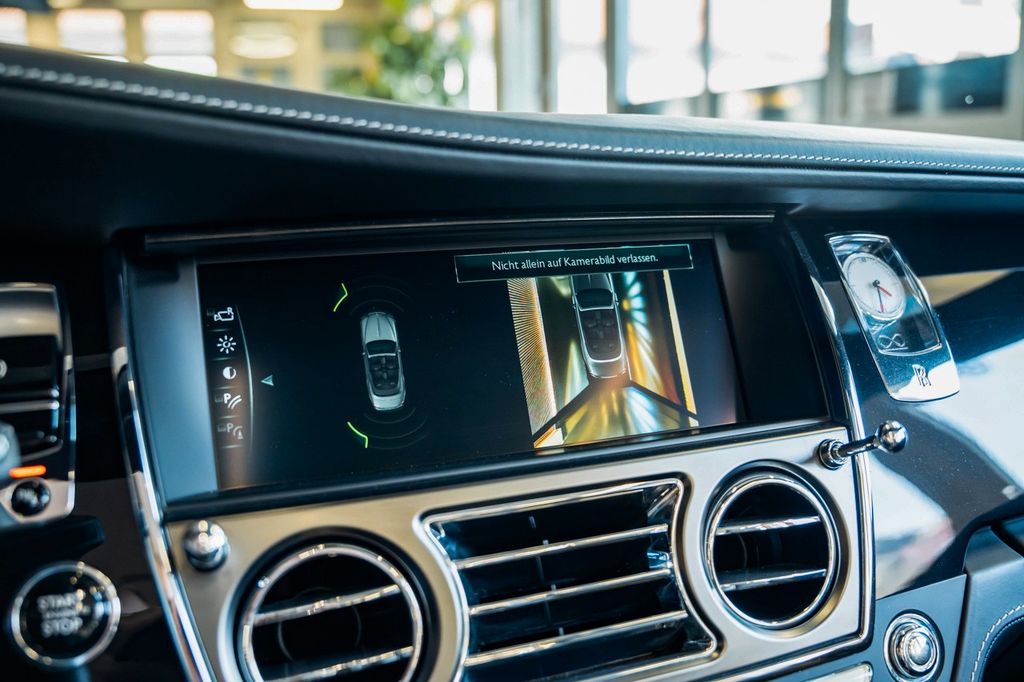 Rolls-Royce Dawn 2019