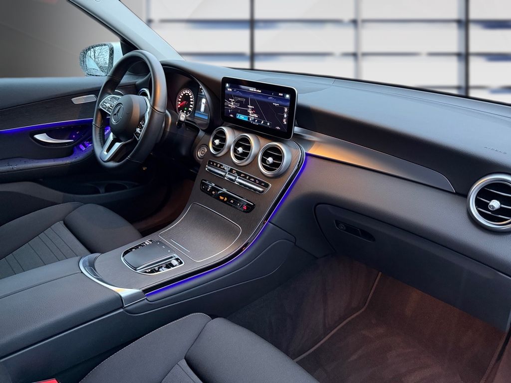 Mercedes-Benz GLC 300 2022