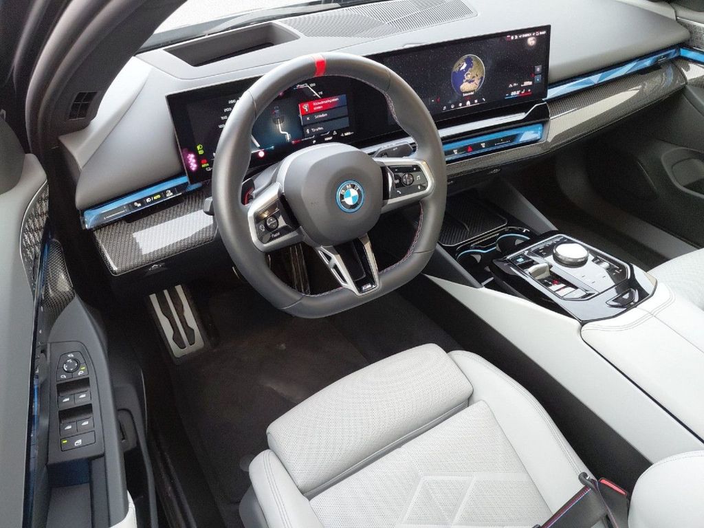BMW i5 2024