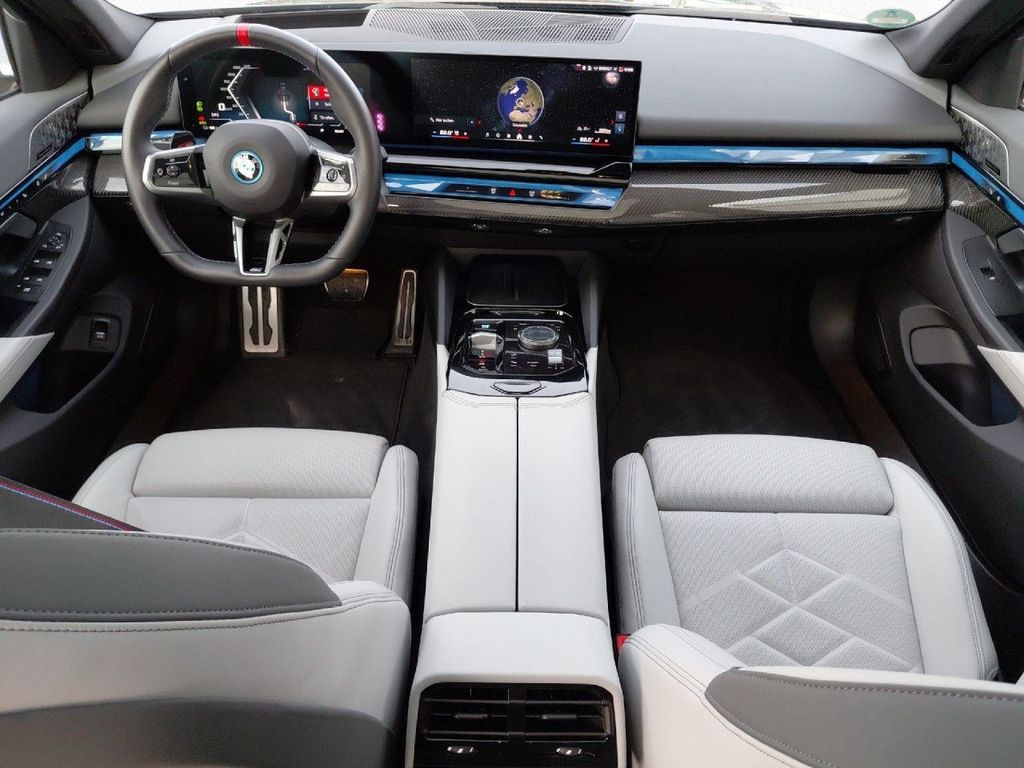 BMW i5 2024