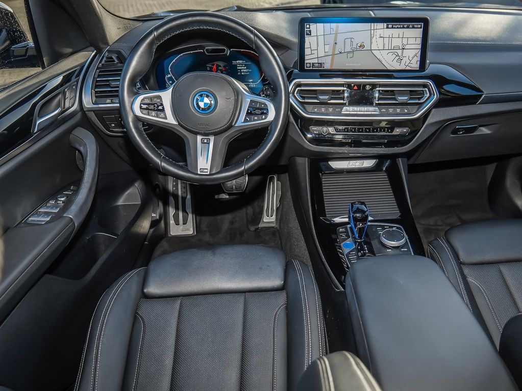 BMW iX3 2023