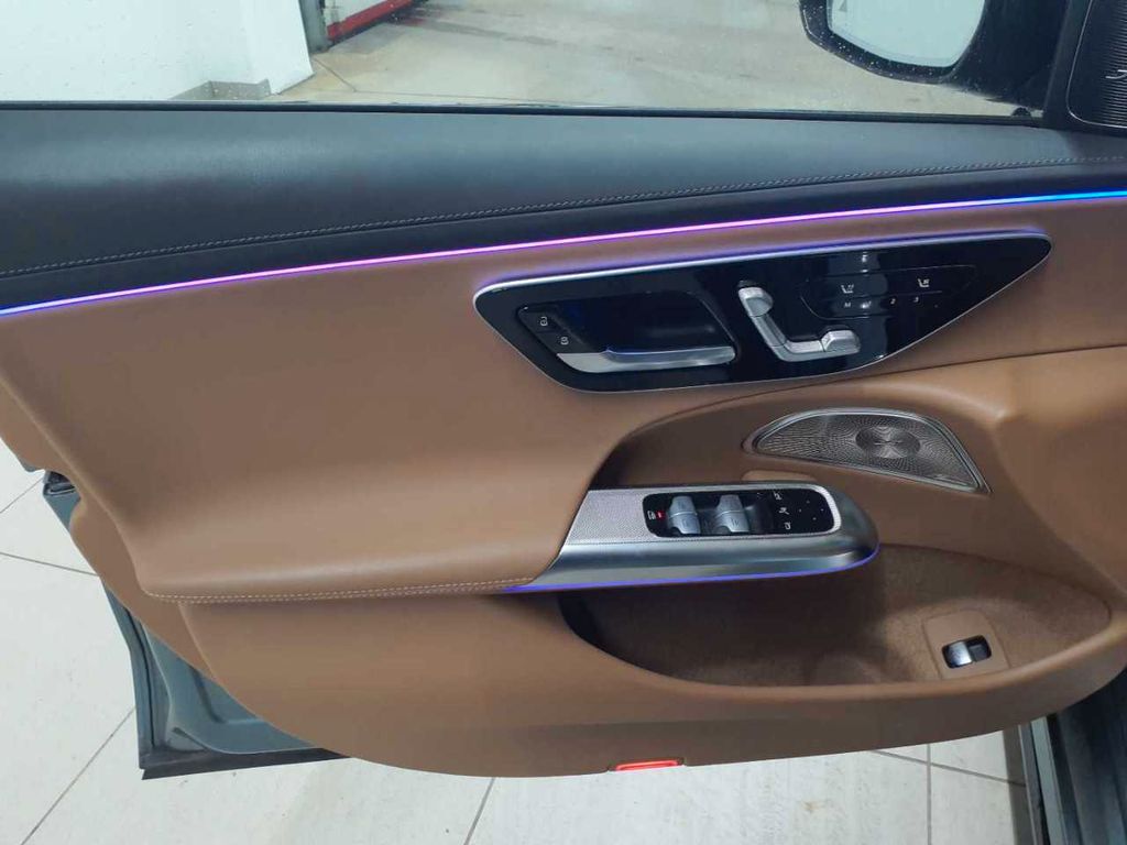 Mercedes-Benz E 200 2024