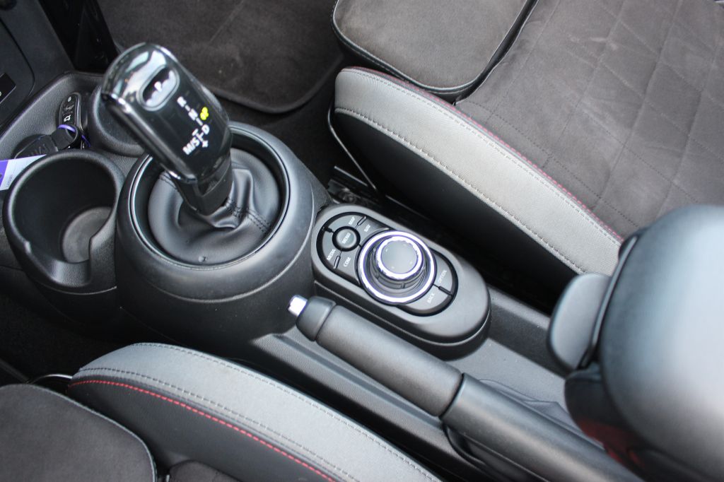 MINI Cooper S Cabrio 2022