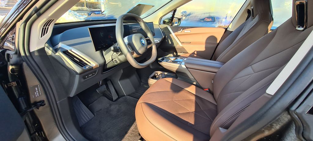 BMW iX 2022