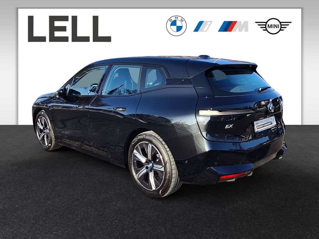 BMW iX 2022