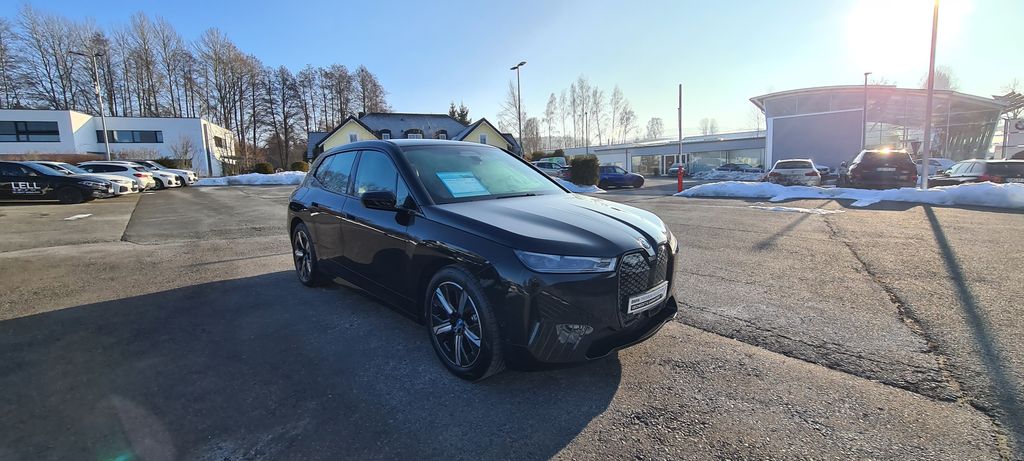 BMW iX 2022