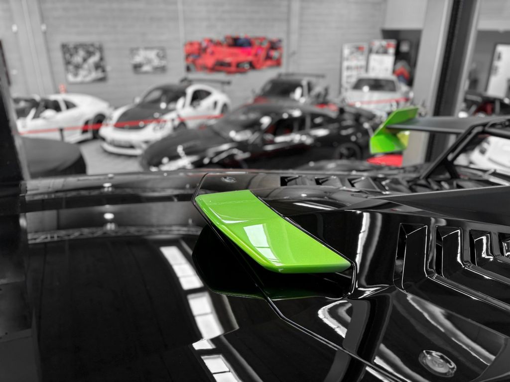 Lamborghini Huracán 2021