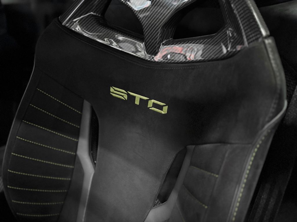 Lamborghini Huracán 2021