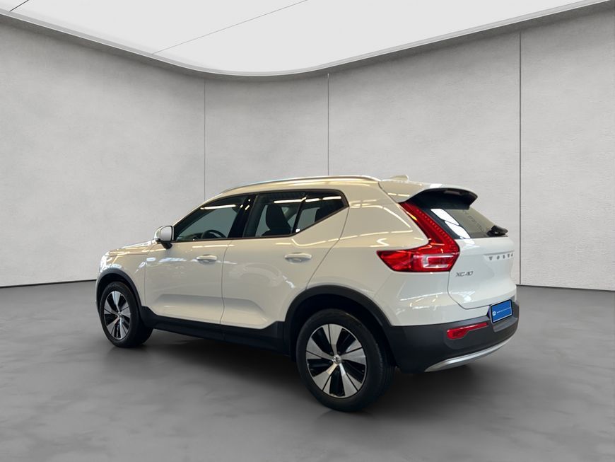 Volvo XC40 2021