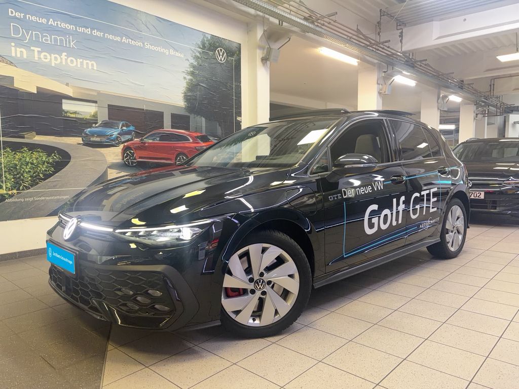 Volkswagen Golf 2025