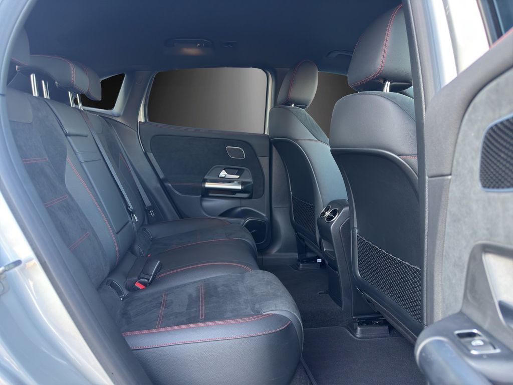 Mercedes-Benz EQA 2023