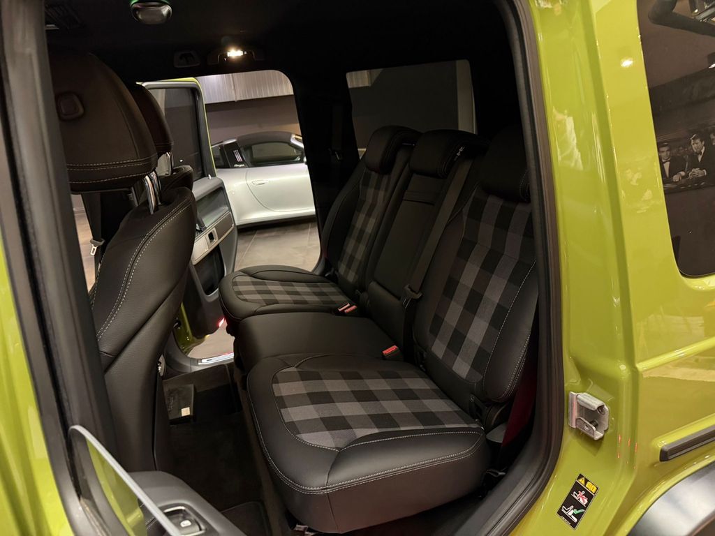 Mercedes-Benz 450 2025