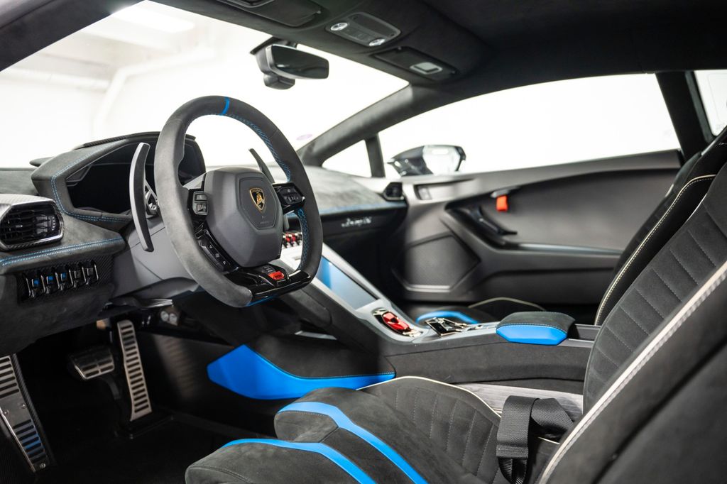 Lamborghini Huracán 2022