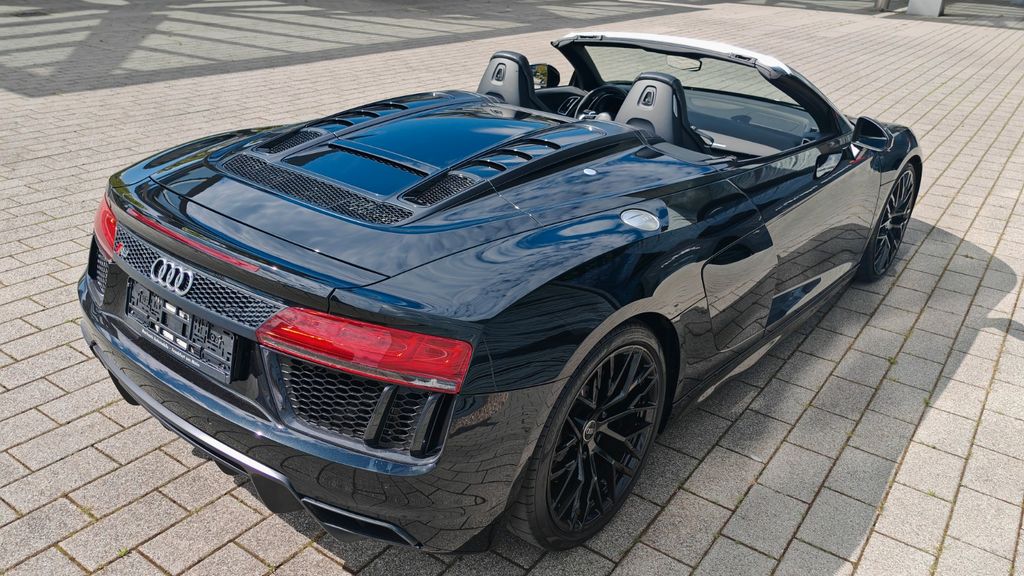 Audi R8 2016
