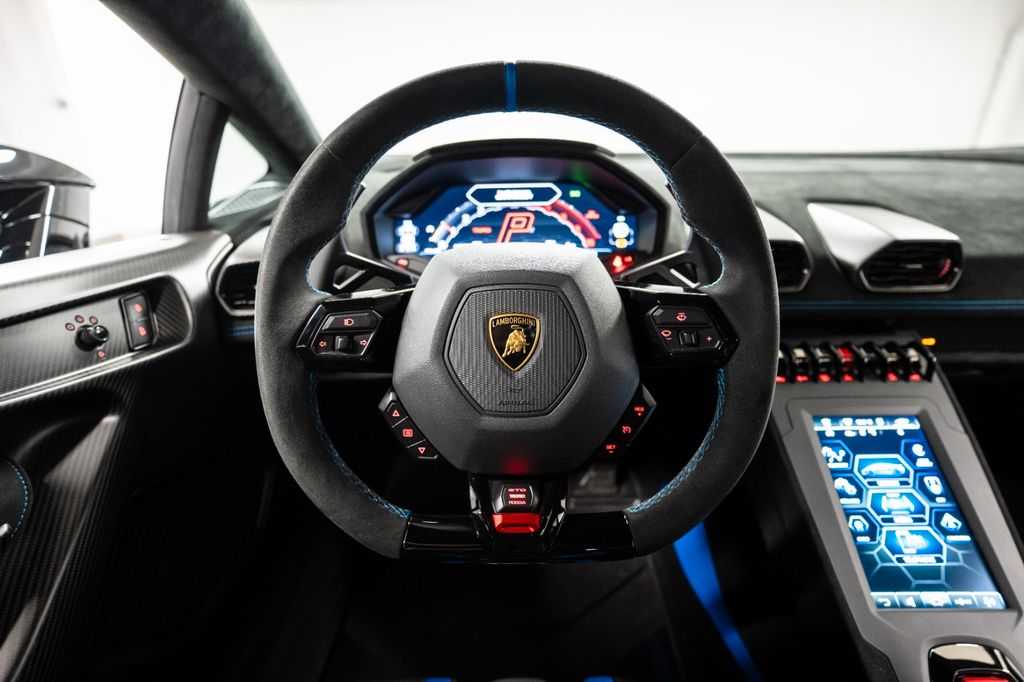 Lamborghini Huracán 2022