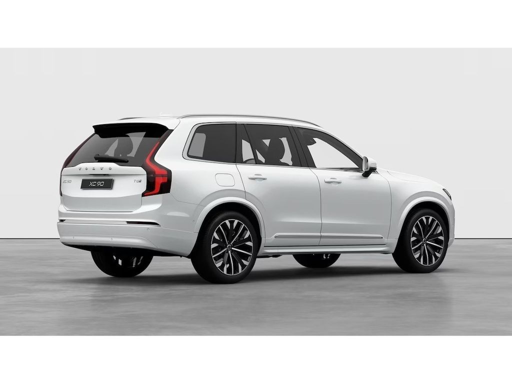 Volvo XC90 2025