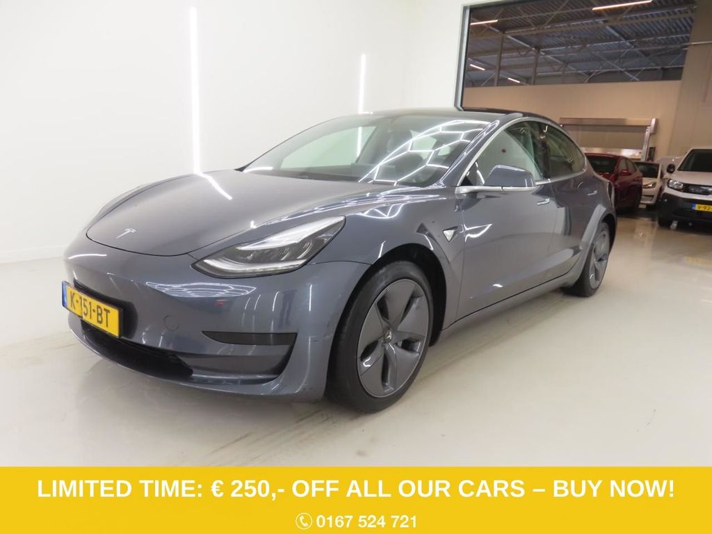 Tesla Model 3 2020